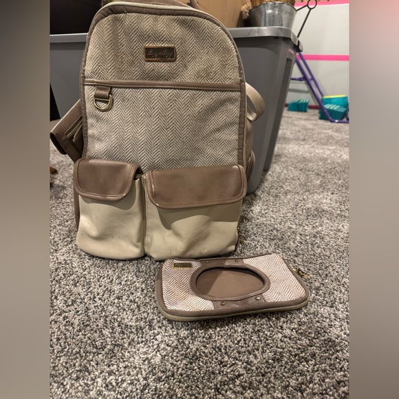 Itzy Ritzy diaper bag backpack with Matching Pouch & organizer pouches